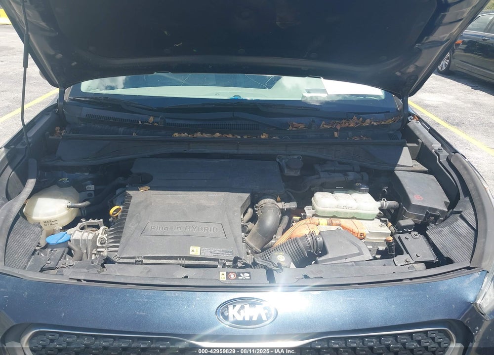 2019 KIA NIRO PLUG-IN HYBRID LX VIN: KNDCM3LD4K5237579