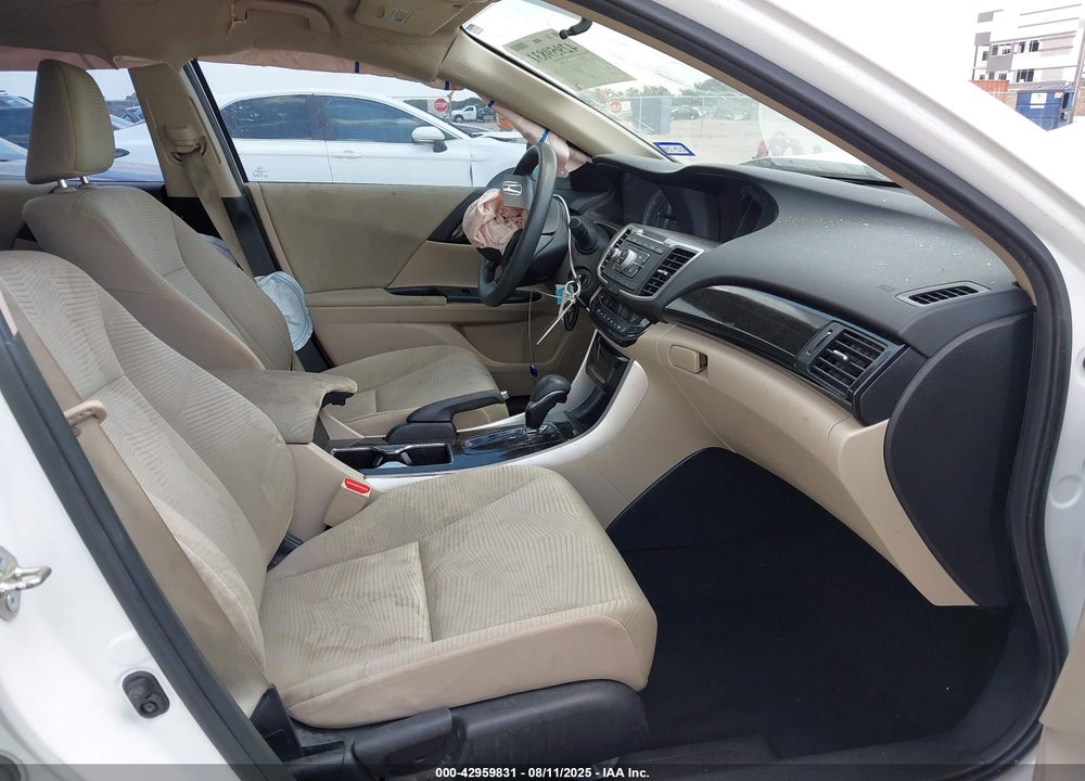 2017 HONDA ACCORD VIN: 1HGCR2F33HA160641