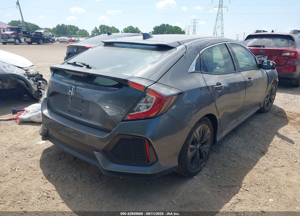 2018 HONDA CIVIC VIN: SHHFK7H58JU215110