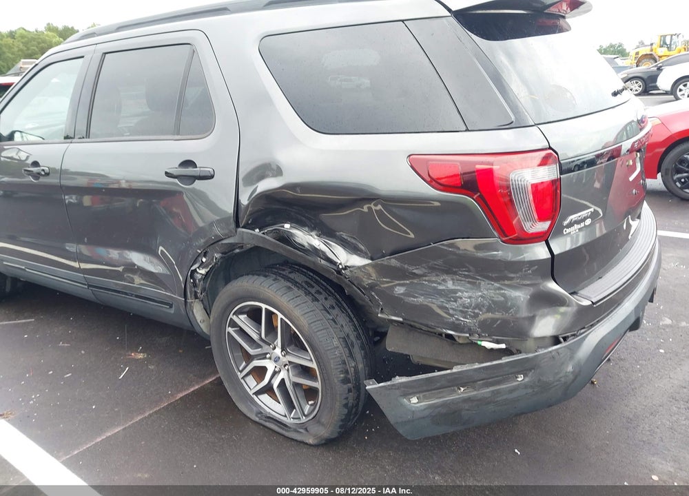 2018 FORD EXPLORER VIN: 1FM5K8GT8JGC95786