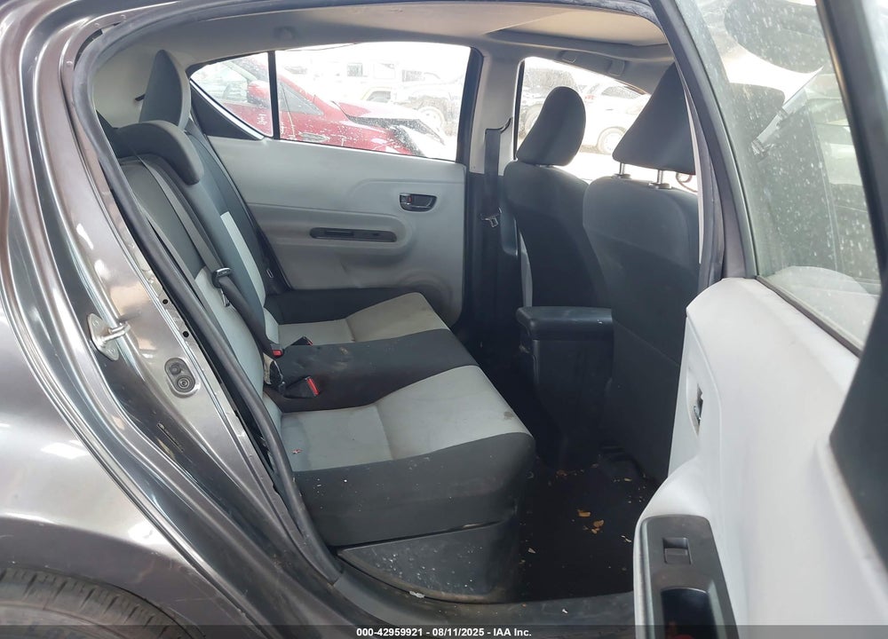2013 TOYOTA PRIUS C VIN: JTDKDTB38D1053549