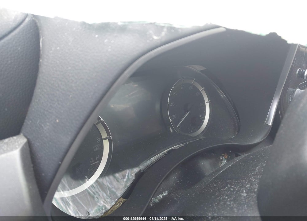 2024 TOYOTA HIGHLANDER XLE VIN: 5TDKDRBH2RS573691