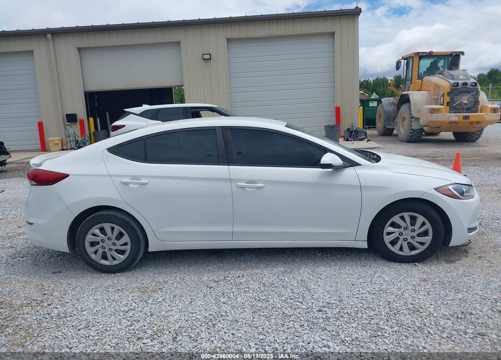 2017 HYUNDAI ELANTRA VIN: 5NPD74LF7HH103435
