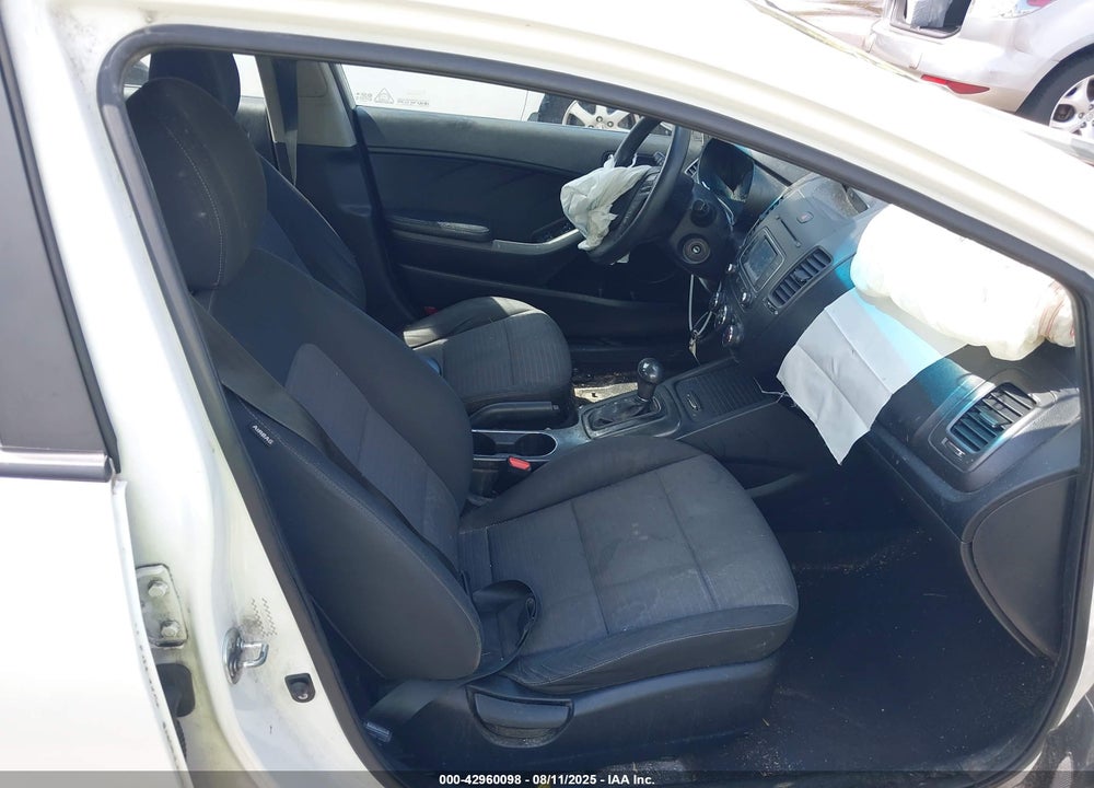 2016 KIA FORTE VIN: KNAFX4A66G5532427