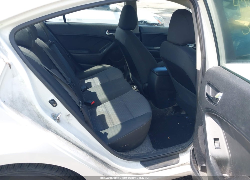 2016 KIA FORTE VIN: KNAFX4A66G5532427