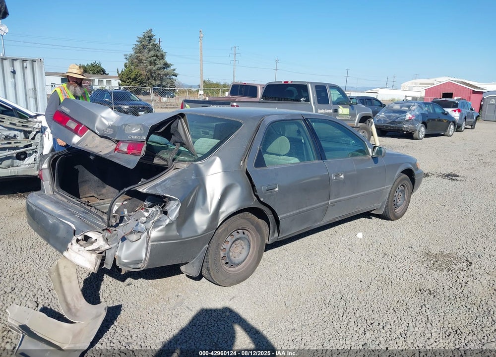 1999 TOYOTA CAMRY CE VIN: 4T1BG22K5XU532230