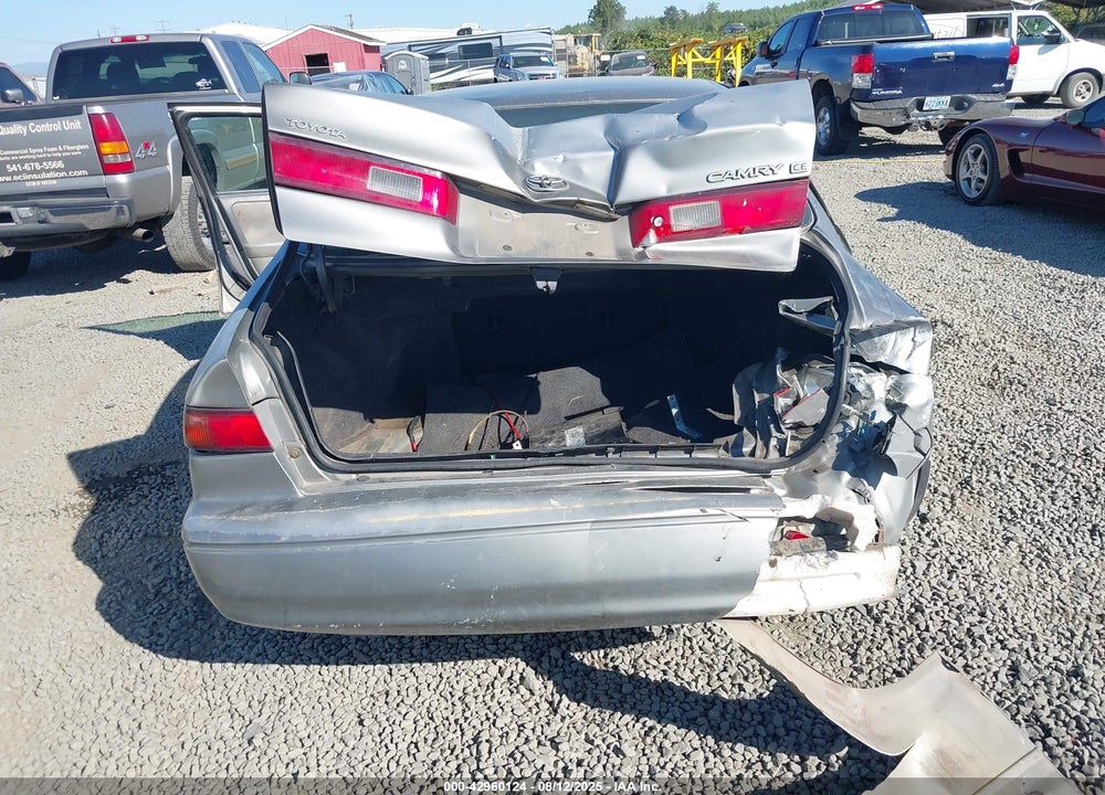 1999 TOYOTA CAMRY CE VIN: 4T1BG22K5XU532230