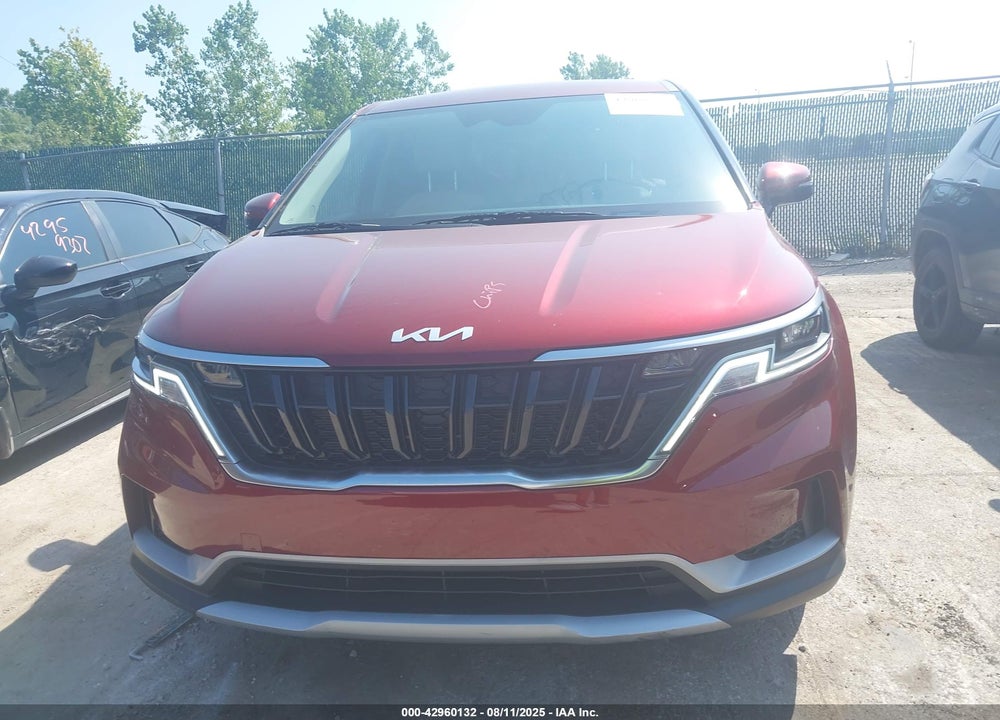 2023 KIA CARNIVAL MPV LX SEAT PACKAGE VIN: KNDNB4H39P6263942