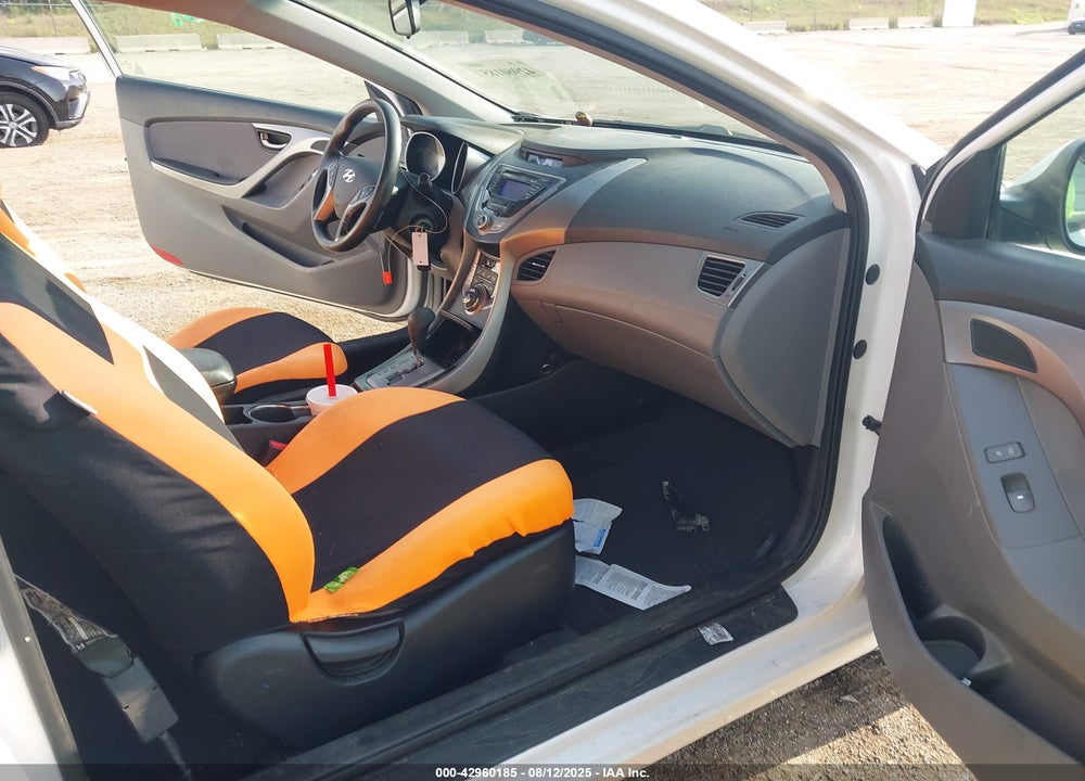 2013 HYUNDAI ELANTRA VIN: KMHDH6AE0DU014112