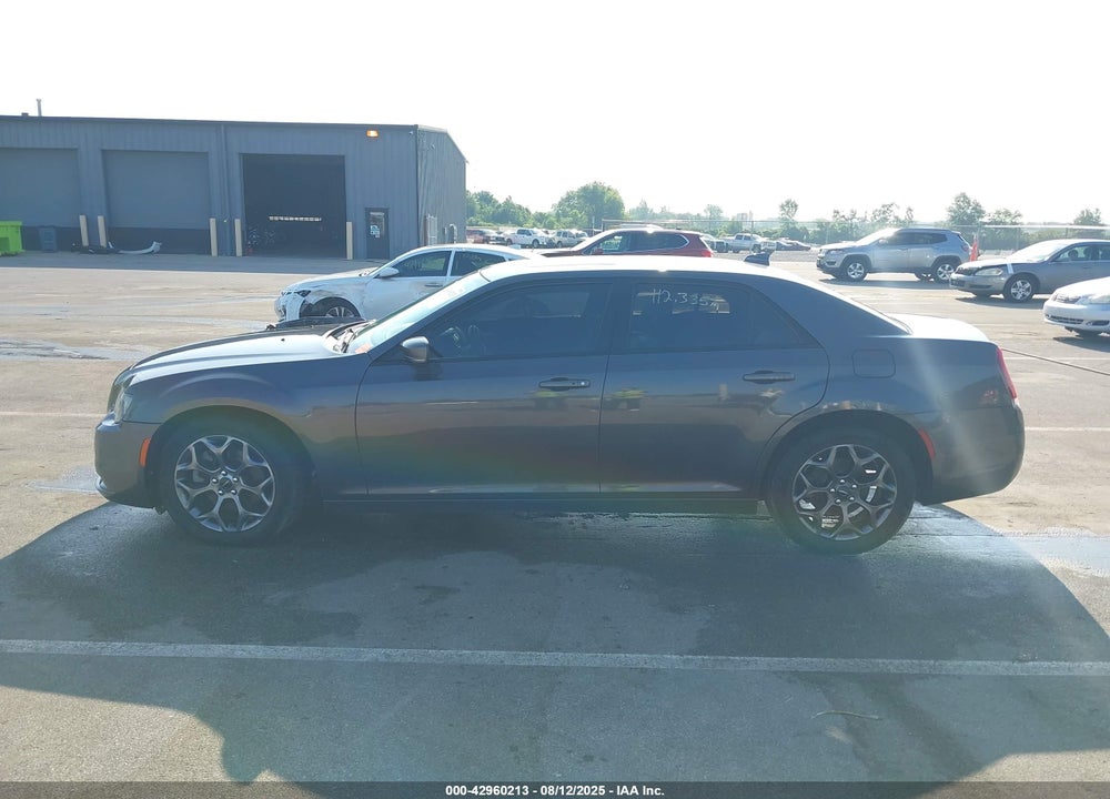 2018 CHRYSLER 300 VIN: 2C3CCAGG2JH256378