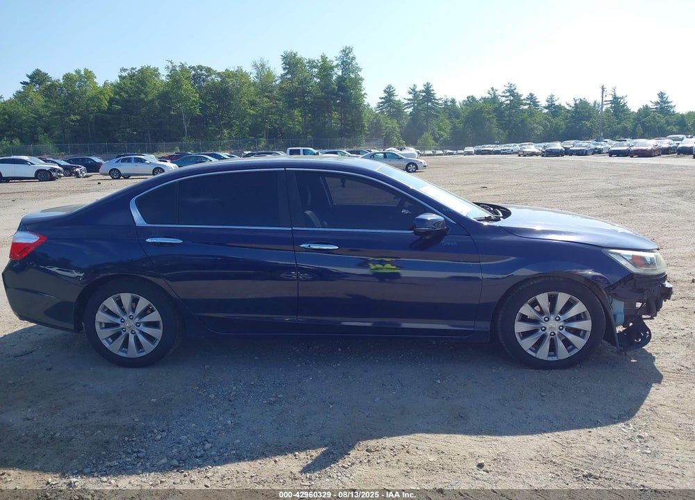 2013 HONDA ACCORD VIN: 1HGCR2F84DA273875