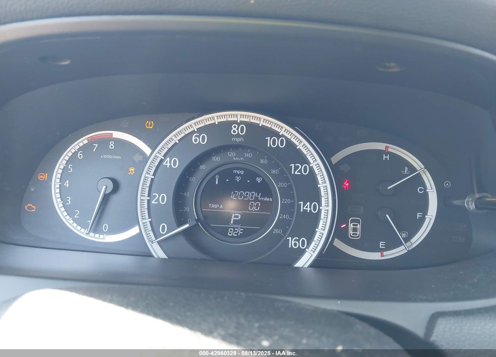 2013 HONDA ACCORD VIN: 1HGCR2F84DA273875