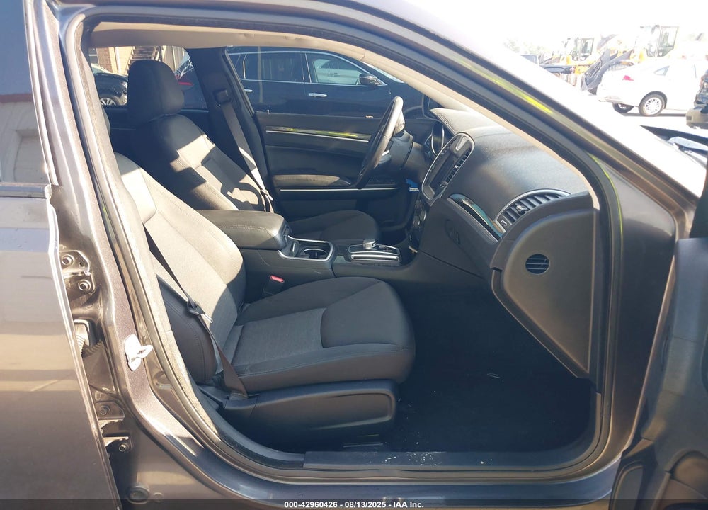 2020 CHRYSLER 300 VIN: 2C3CCAAGXLH158842