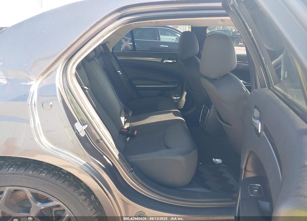 2020 CHRYSLER 300 VIN: 2C3CCAAGXLH158842