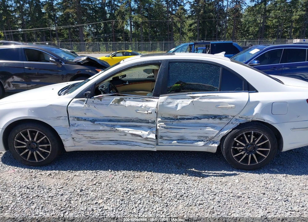 2010 HYUNDAI SONATA VIN: 5NPEU4AF1AH654773