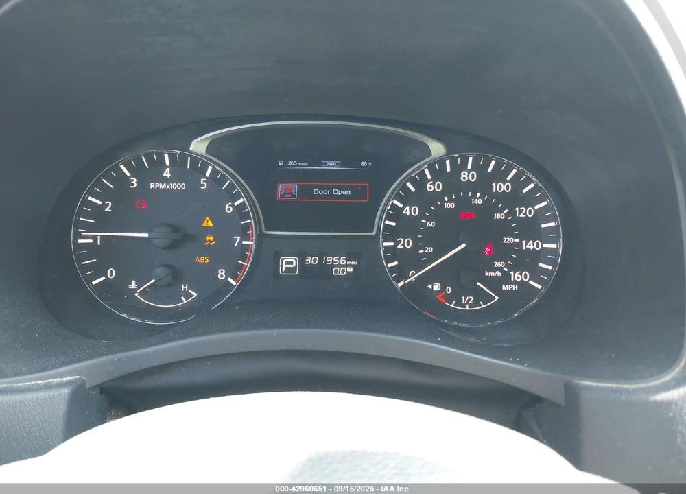2014 NISSAN PATHFINDER VIN: 5N1AR2MM4EC717117