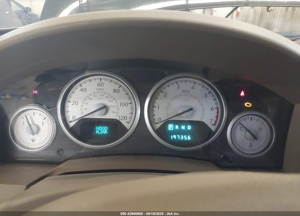 2008 CHRYSLER TOWN & COUNTRY LIMITED VIN: 2A8HR64X48R662015