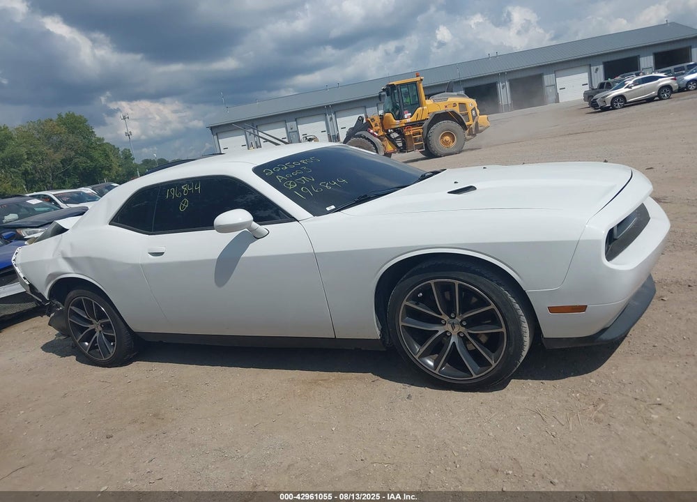 2014 DODGE CHALLENGER VIN: 2C3CDYAG5EH196844