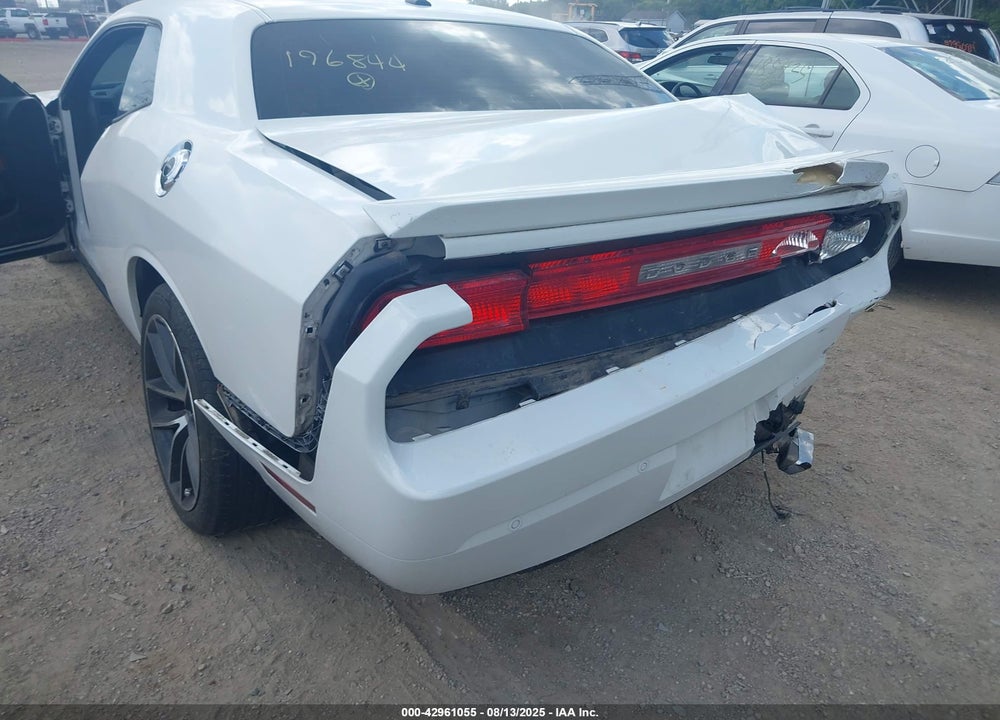 2014 DODGE CHALLENGER VIN: 2C3CDYAG5EH196844