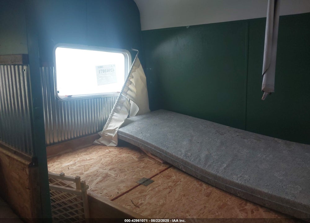 2004 COACHMEN OASIS VIN: 1TC2B230141208435