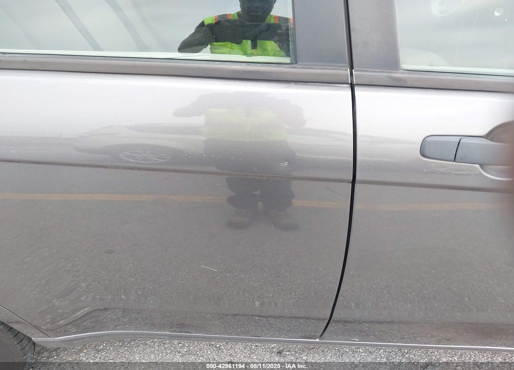 2010 FORD FOCUS VIN: 1FAHP3EN7AW296613