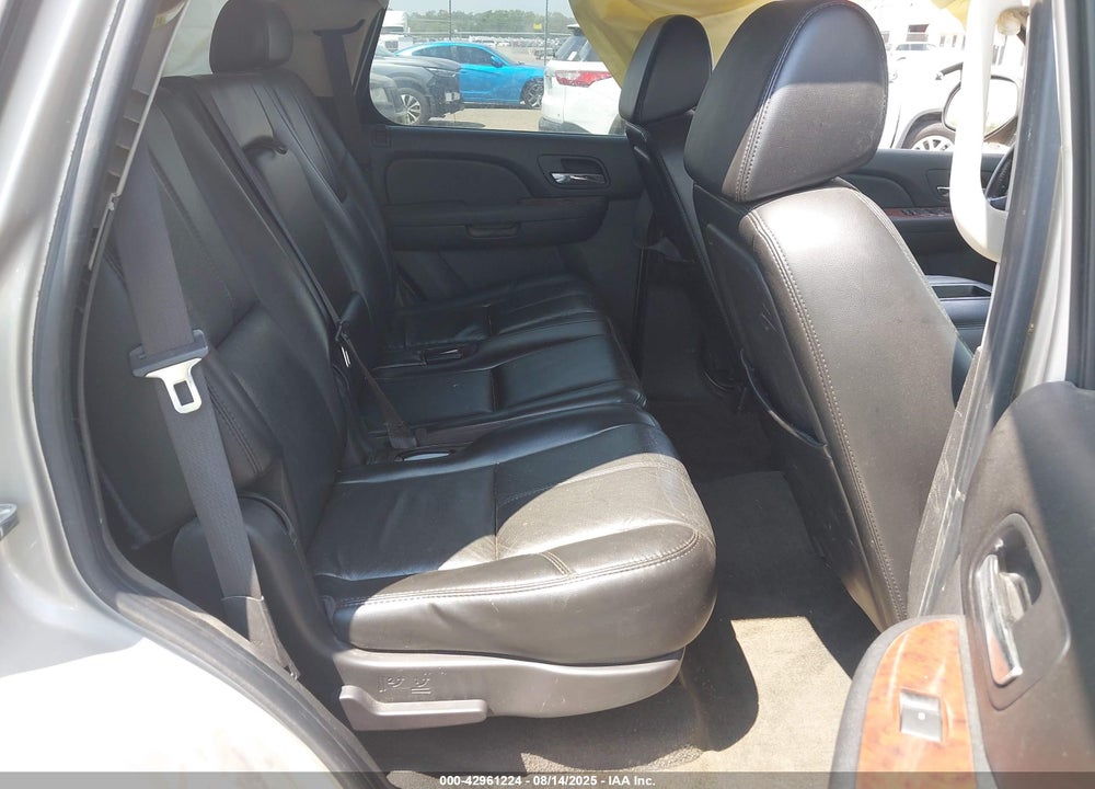 2007 CHEVROLET TAHOE LT VIN: 1GNFK130X7R307842