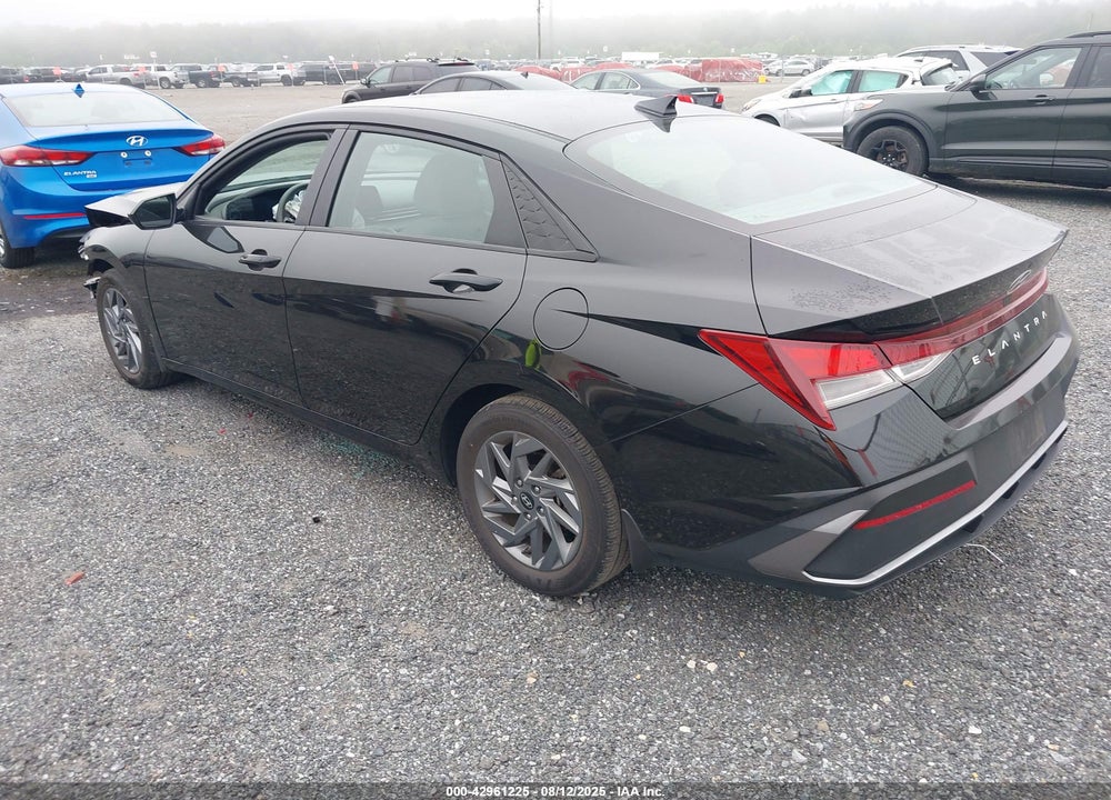2024 HYUNDAI ELANTRA SEL VIN: KMHLM4DG9RU752779