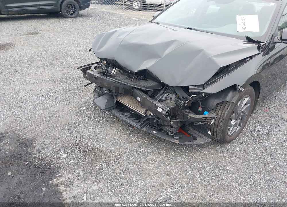 2024 HYUNDAI ELANTRA SEL VIN: KMHLM4DG9RU752779