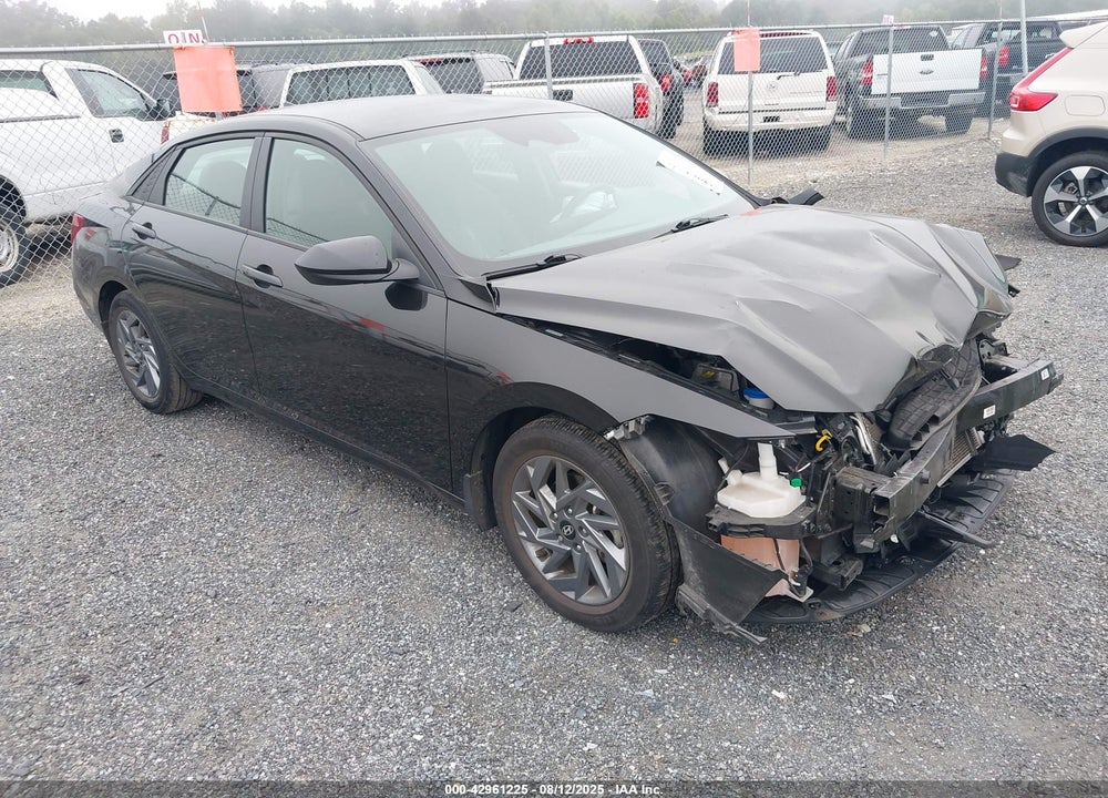 2024 HYUNDAI ELANTRA SEL VIN: KMHLM4DG9RU752779