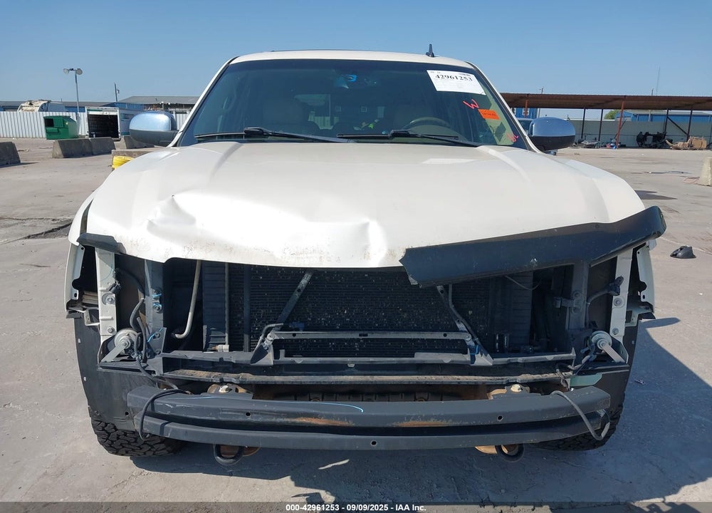 2009 CHEVROLET TAHOE LTZ VIN: 1GNFK33029R298133