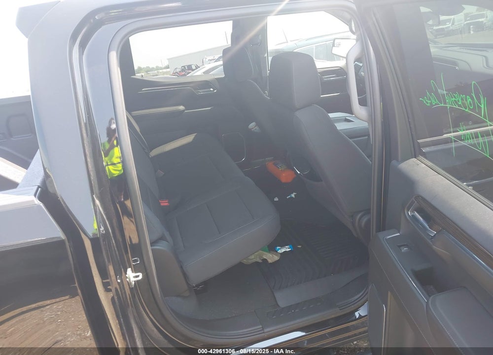 2024 CHEVROLET SILVERADO 1500 VIN: 1GCPDKEK2RZ264435