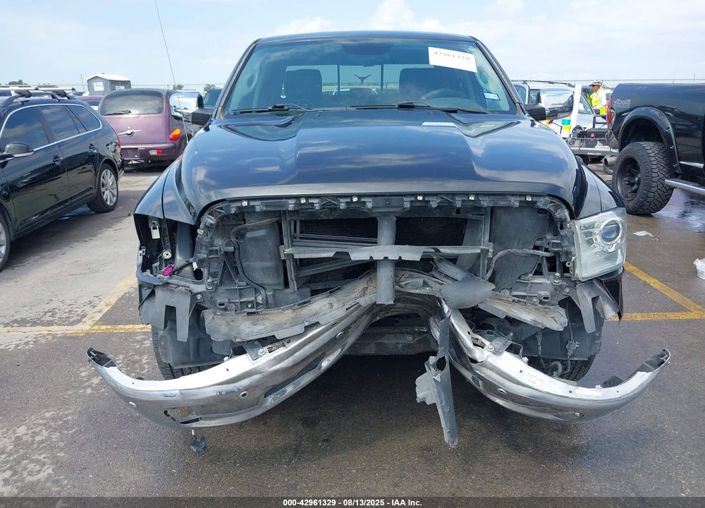 2016 RAM 1500 VIN: 1C6RR6NT3GS155201