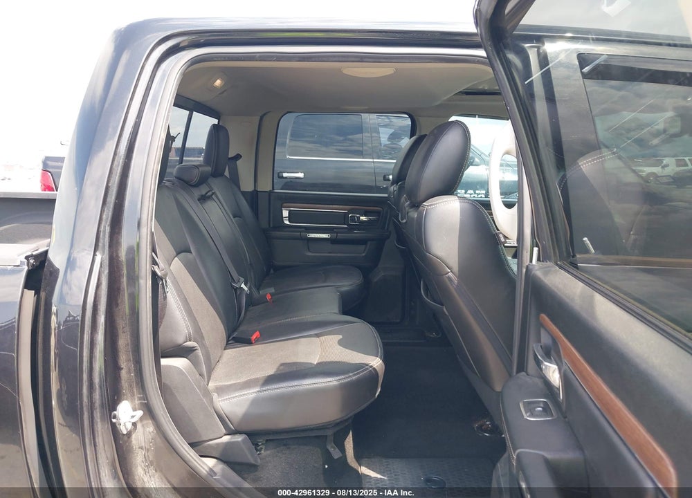 2016 RAM 1500 VIN: 1C6RR6NT3GS155201