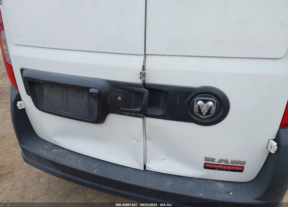 2021 RAM PROMASTER CITY TRADESMAN VIN: ZFBHRFAB5M6V33818