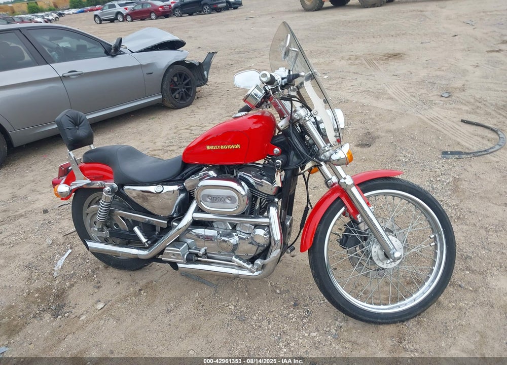 2000 HARLEY-DAVIDSON XL1200 C VIN: 1HD1CGP1XYK133611