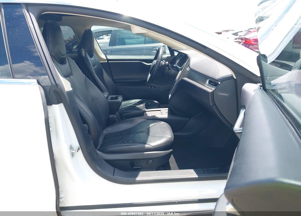 2013 TESLA MODEL S VIN: 5YJSA1AC5DFP12158