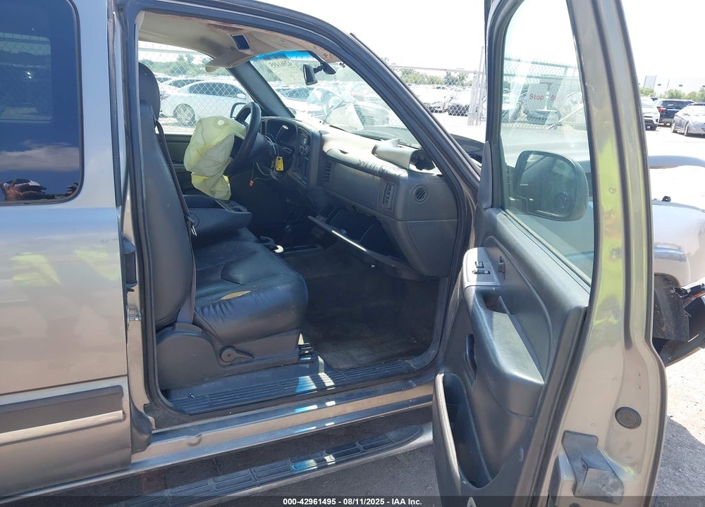 2006 CHEVROLET SILVERADO 1500 VIN: 1GCEK19B36Z211272