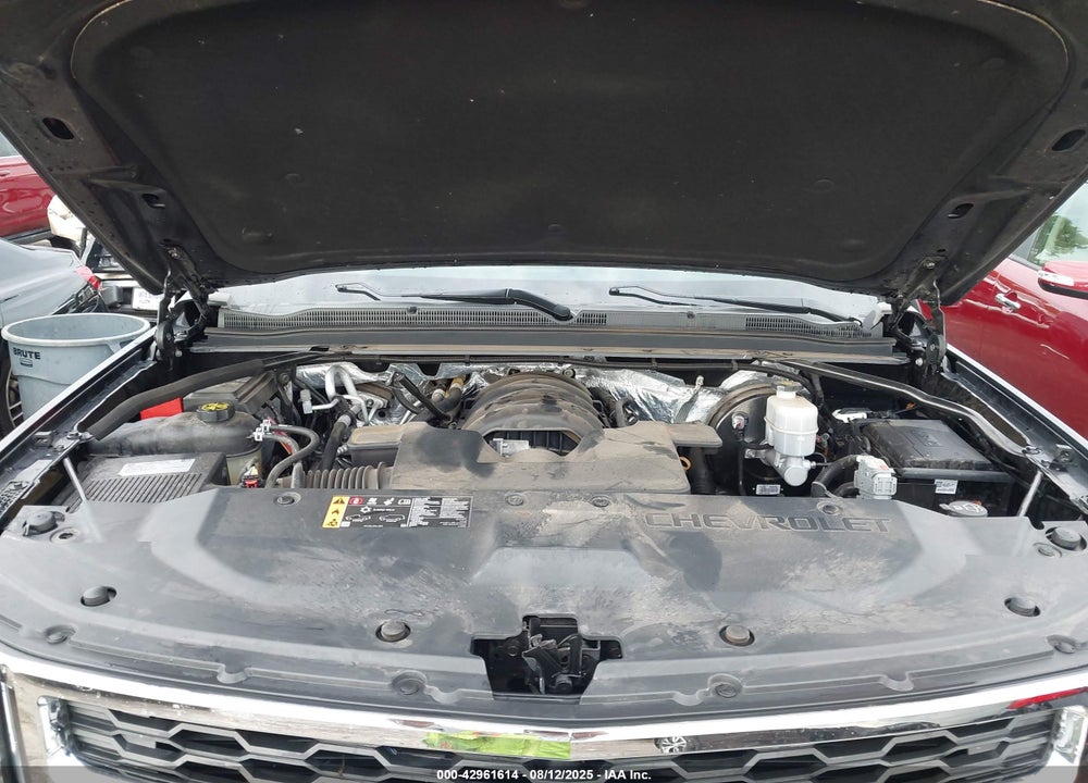 2017 CHEVROLET SUBURBAN VIN: 1GNSKHKCXHR250501