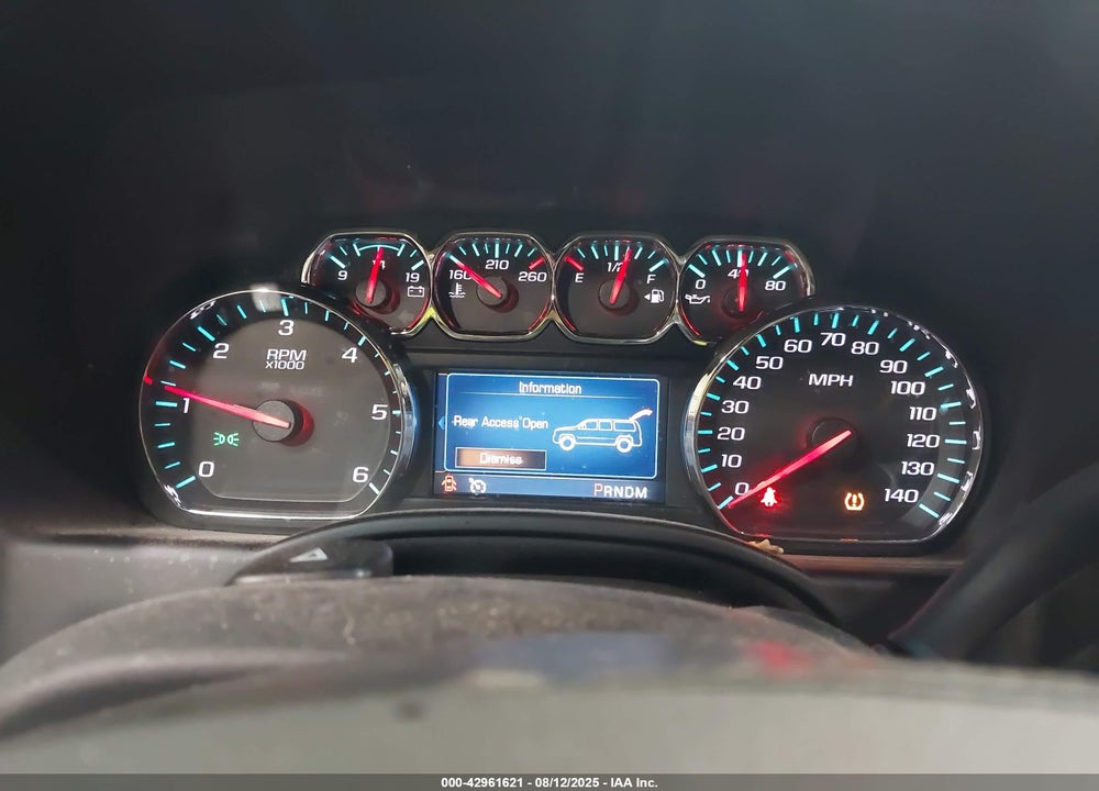 2015 CHEVROLET SUBURBAN 1500 LTZ VIN: 1GNSKKKC0FR139501