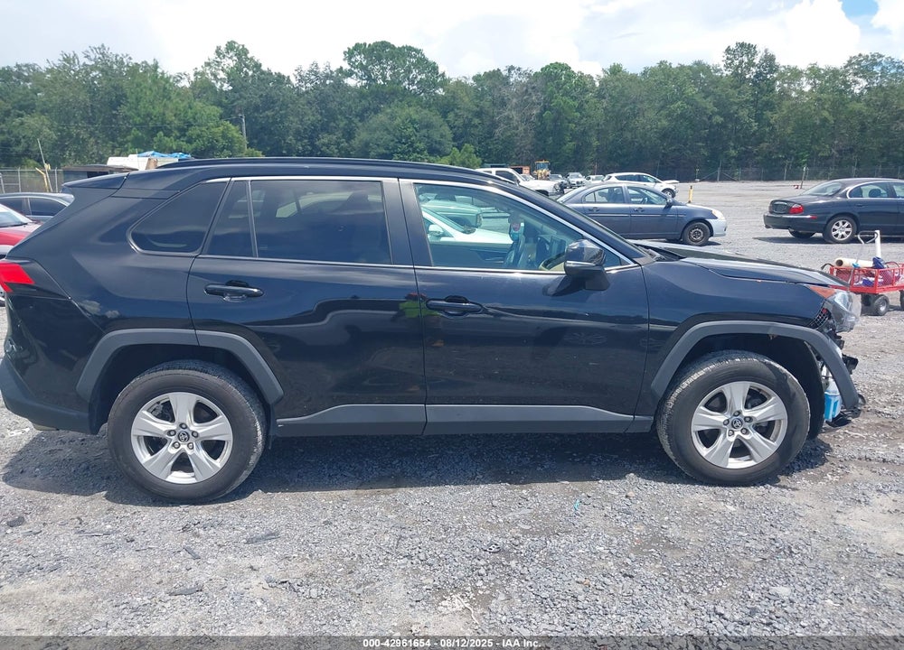 2021 TOYOTA RAV4 VIN: 2T3P1RFV0MW200462