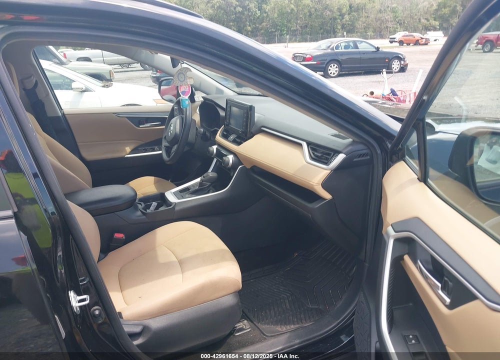 2021 TOYOTA RAV4 VIN: 2T3P1RFV0MW200462