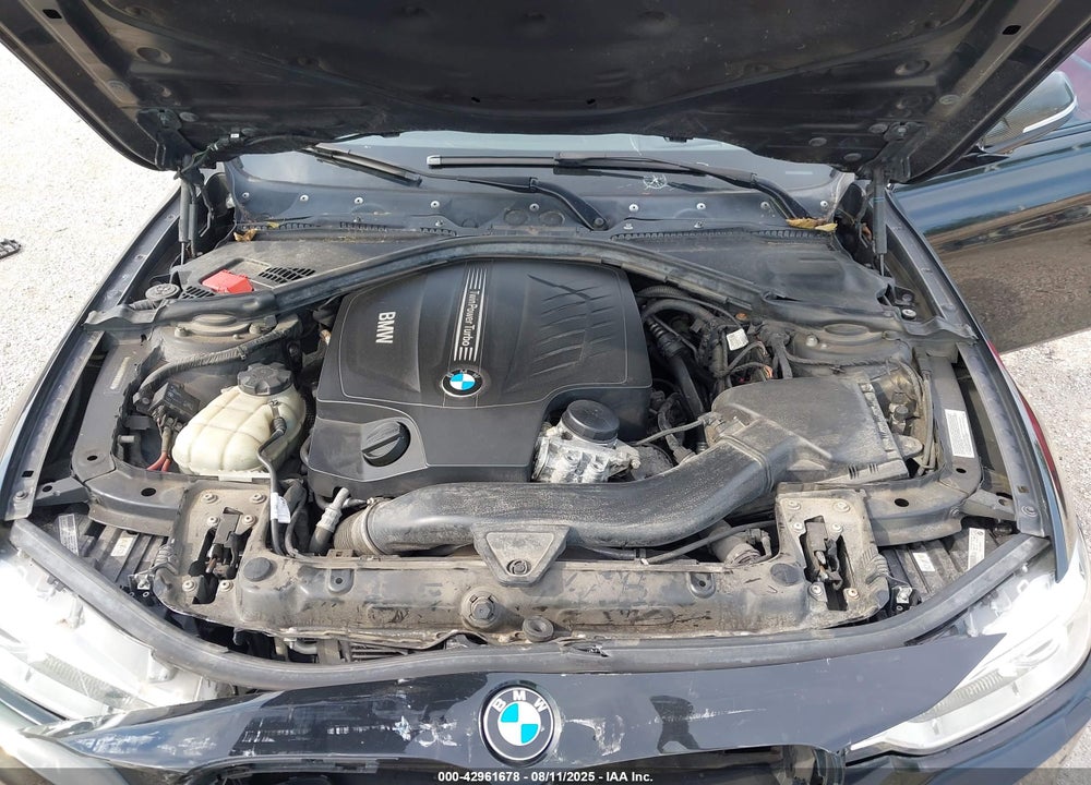 2013 BMW 3 SERIES VIN: WBA3B9G59DNR90228