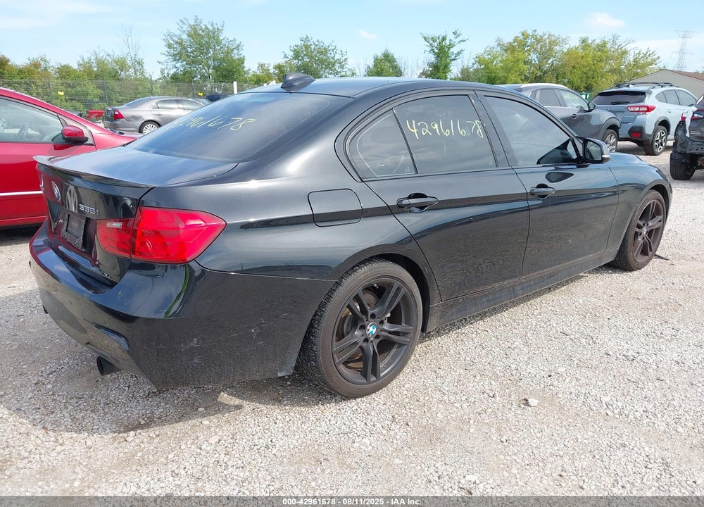 2013 BMW 3 SERIES VIN: WBA3B9G59DNR90228