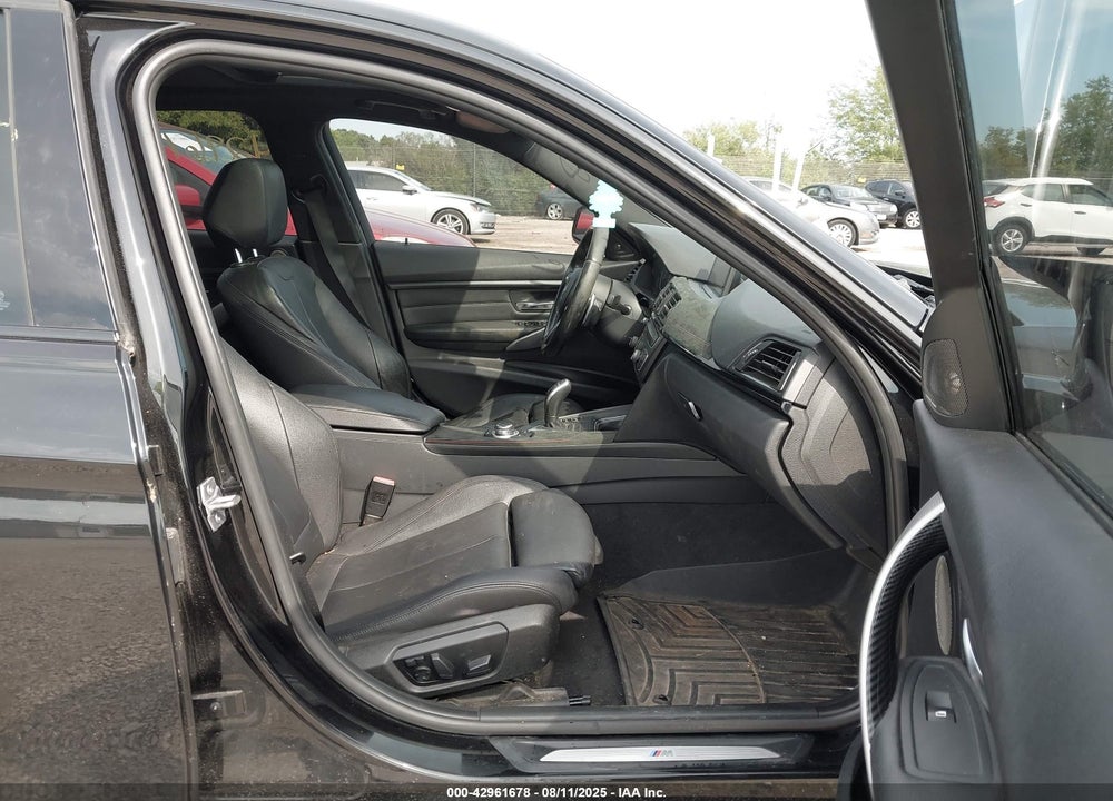 2013 BMW 3 SERIES VIN: WBA3B9G59DNR90228