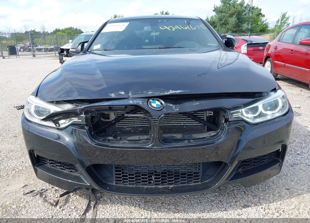 2013 BMW 3 SERIES VIN: WBA3B9G59DNR90228