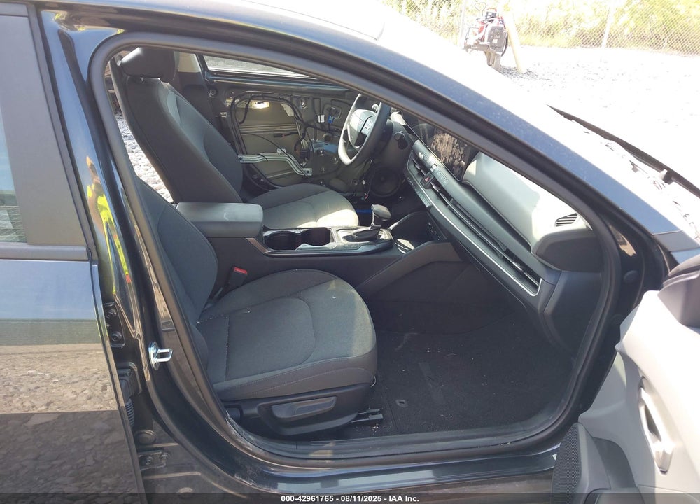 2025 KIA K4 VIN: 3KPFT4DE6SE023985