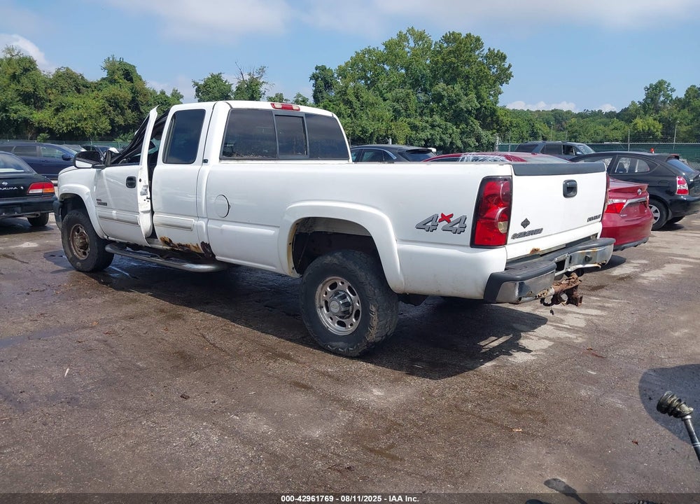 2005 CHEVROLET SILVERADO 2500HD LS VIN: 1GCHK29205E282020