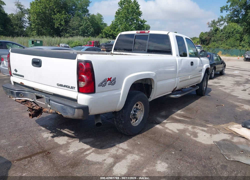 2005 CHEVROLET SILVERADO 2500HD LS VIN: 1GCHK29205E282020