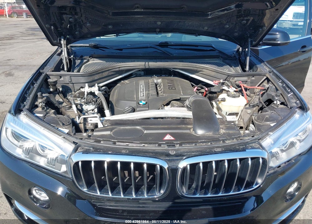 2016 BMW X5 VIN: 5UXKR0C58G0P27563