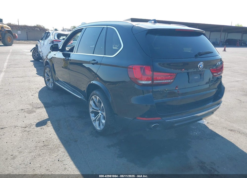 2016 BMW X5 VIN: 5UXKR0C58G0P27563
